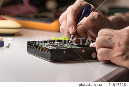 master repairs chip master repairs chip 54017528