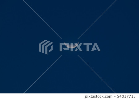 The moon on 6 Nov 2015 6:13 54017713