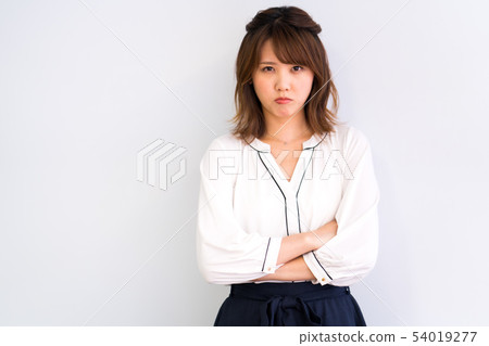 一個憤怒的女人 一個憤怒的女人 54019277