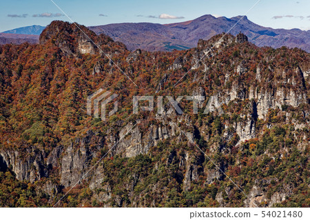 Back Myoyoshi and Nozokuzan seen from the peak of Mt. Back Myoyoshi and Nozokuzan seen from the peak of Mt. 54021480