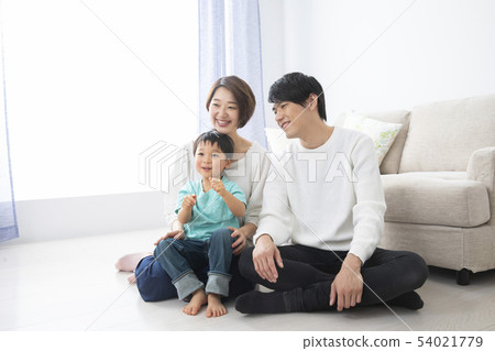 Parents and boys Parents and boys 54021779