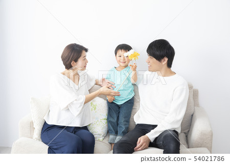 Parents and boys Parents and boys 54021786