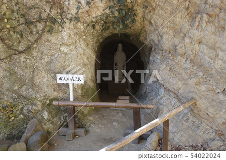 在Kita Kamakura Jochi-ji Temple(觀音) 在Kita Kamakura Jochi-ji Temple(觀音) 54022024