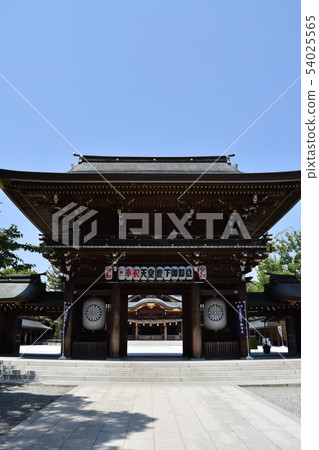 Samukawa Shrine第一年皇帝皇后 54025565