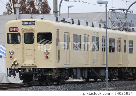 Tobu 8000 series 8111 formation used for rest vehicle 54025934
