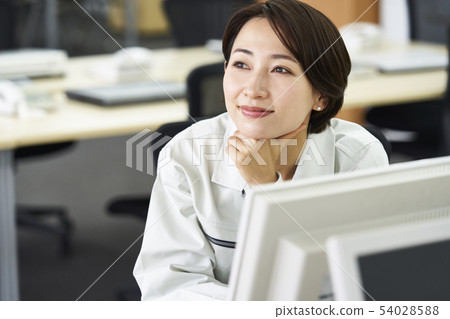 Business person dressed in work clothes 54028588