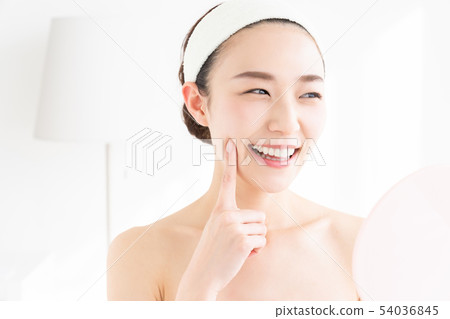 美女形象鏡 54036845