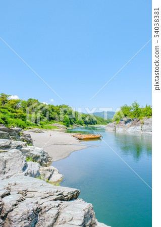 Nagatoroko Valley 54038381