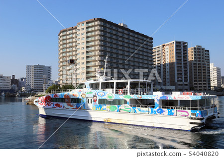 馬林淡路進入明石港(兵庫縣明石市明石海峽) 馬林淡路進入明石港(兵庫縣明石市明石海峽) 54040820