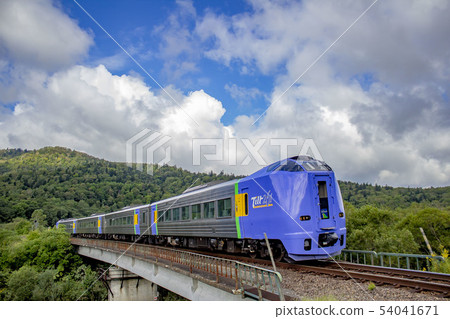 Express super Soya running on Soya Main Line 54041671