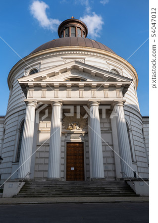 Holy Trinity Church in Warsaw 54047012