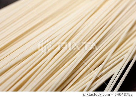 手煮hyamugi（乾麵條）。 54048792