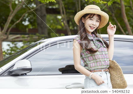Car, drive, travel, vacation, vacation, young woman 54049232
