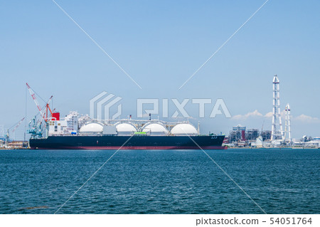 LNG carrier carrying thermal power plant and liquefied natural gas 54051764