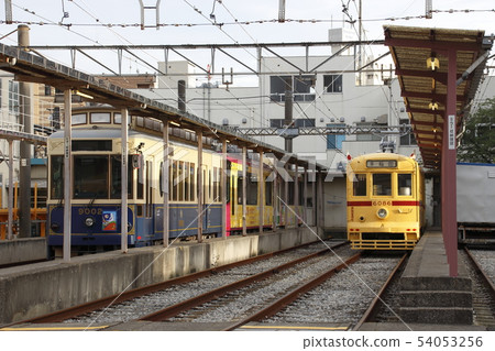 荒川線6086荒川車庫（舉起國旗） 54053256