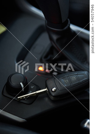 Car keys with automatic transmission 54057946
