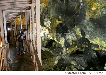 Silver mine trace of Ginzan hot spring 54059754