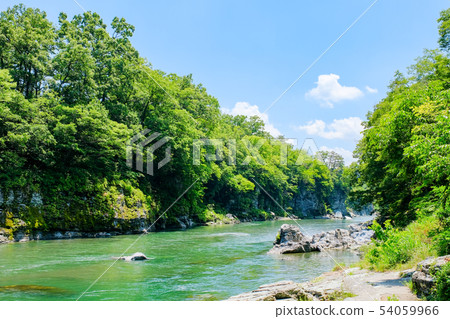 Nagatoroko Valley 54059966