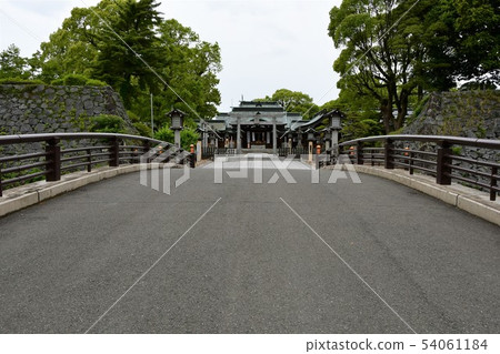 Yatsushiro Castle in the Rain, Yatsushiro Palace 54061184