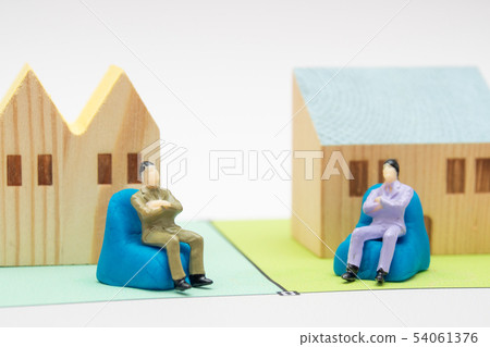 Land boundary trouble real estate image 54061376