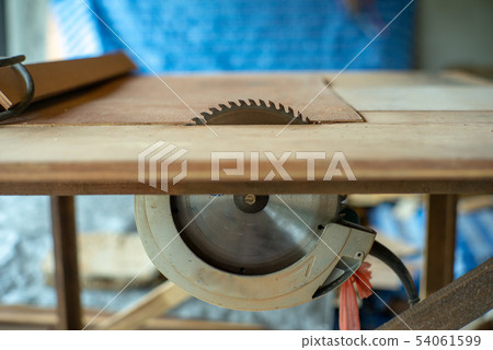 Closeup the metal dish of electrical saw machine 54061599