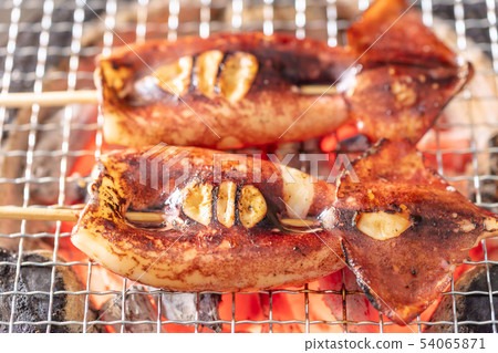 Squid_charcoal-grilled (charcoal grilled, grilled grilled, seven rings, one person, home drinking, barbecue, BBQ, grilled meat, beef Squid_charcoal-grilled (charcoal grilled, grilled grilled, seven rings, one person, home drinking, barbecue, BBQ, grilled meat, beef 54065871