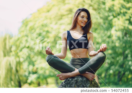 yoga girl 54072455