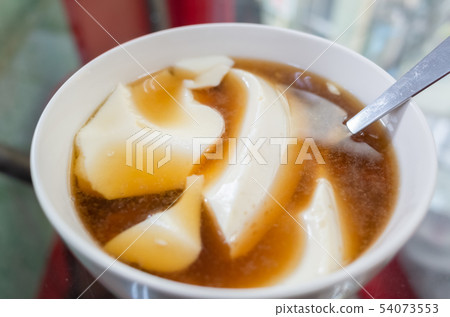 taiwanese traditional snack of tofu pudding 54073553