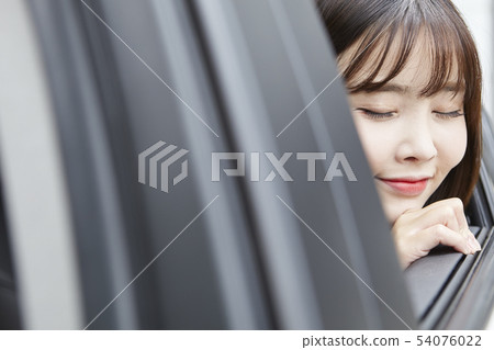 Car, drive, travel, vacation, vacation, young woman 54076022