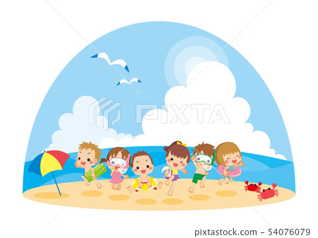 泳裝的孩子在海灘玩 54076079