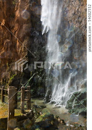 中國雲南麗江觀音峽 Scenic Spots in China 麗江第一景 茶馬古道 瀑布 中國雲南麗江觀音峽 Scenic Spots in China 麗江第一景 茶馬古道 瀑布 54082552