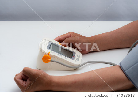 Blood pressure measurement 54088618