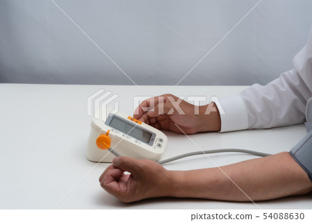 Blood pressure measurement Blood pressure measurement 54088630