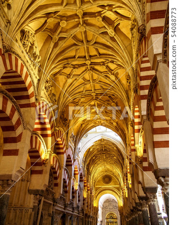 Mezquita Mezquita 54088773