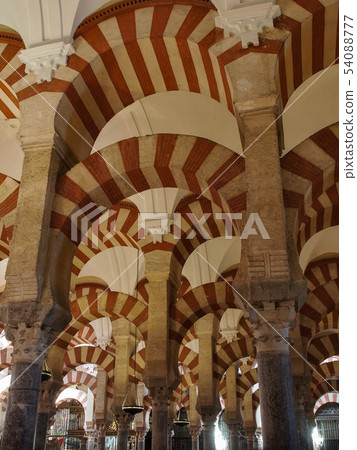 Mezquita 54088777