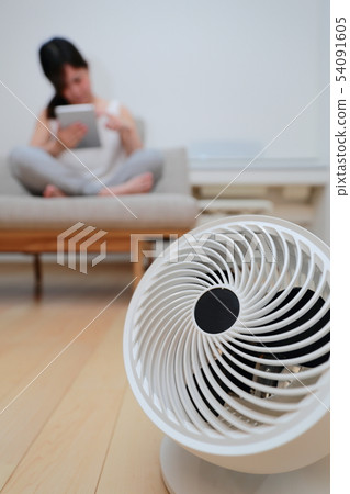 Circulator (fan lifestyle midsummer cool hot appliance solar power living room) Circulator (fan lifestyle midsummer cool hot appliance solar power living room) 54091605