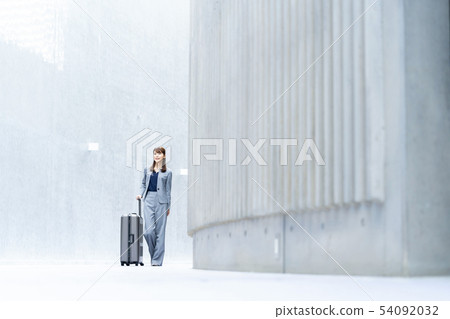 企業形象女性員工職業女性海外商務旅行 54092032