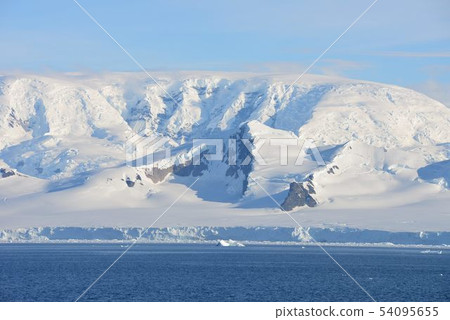 Cleared Antarctic Peninsula 54095655