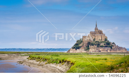 Panoramic view of Le Mont Saint Michel castle 54096225