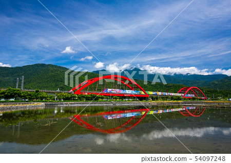 台灣花蓮玉里火車風光Asia Taiwan Hualien scenery 54097248