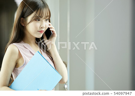 Company, office, office, building, corridor, office worker, business woman Company, office, office, building, corridor, office worker, business woman 54097947