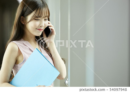 Company, office, office, building, corridor, office worker, business woman 54097948