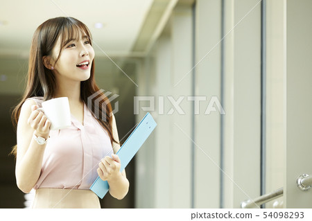 Company, office, office, building, corridor, office worker, business woman Company, office, office, building, corridor, office worker, business woman 54098293