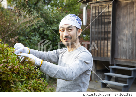 Gardener 54101385