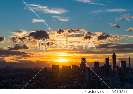 <<Tokyo>> Tokyo evening view, towards Ikebukuro <<Tokyo>> Tokyo evening view, towards Ikebukuro 54102133