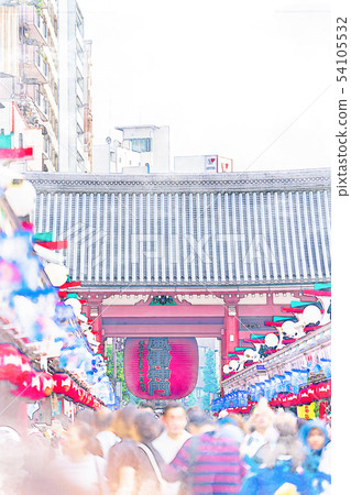 [水彩風格] Senso Temple Nakamise通過Kaminarimon 54105532
