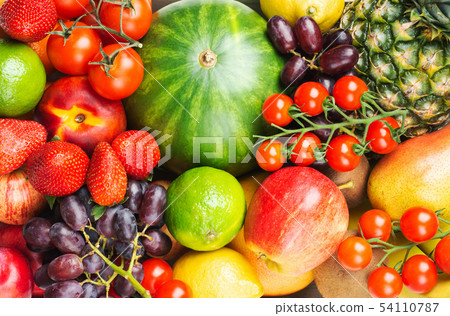 Delicious rainbow fruits 54110787