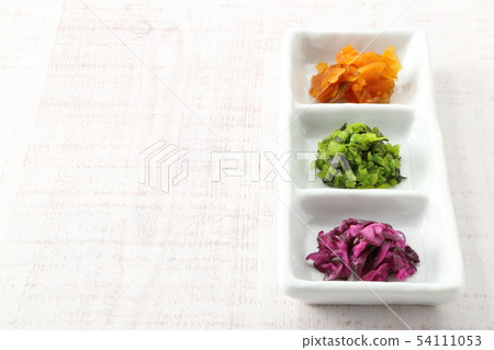 Three seasons background image 54111053