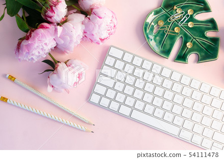 Top view home office workspace 54111478