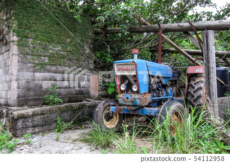 過去退休的工人 54112958